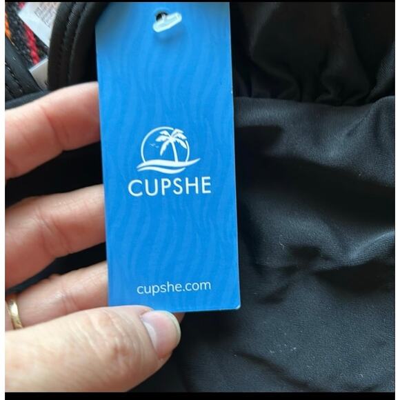 NWT Cupshe Black Rouged One Piece Swimsuit - Picture 2 of 7
